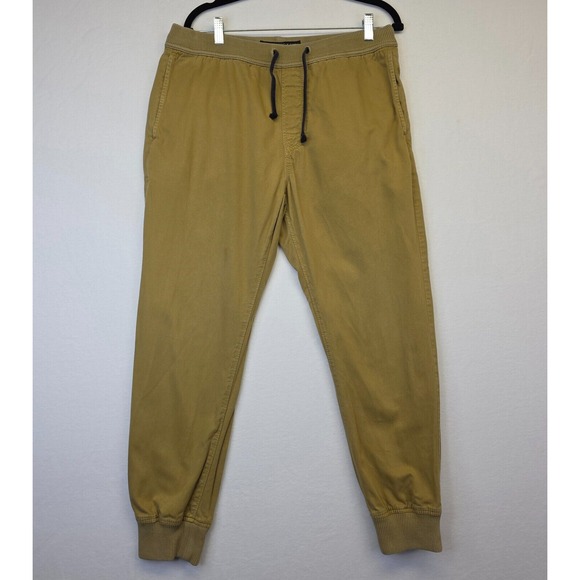 American‎ Eagle Joggers Mens M Tapered Khaki Pants Athleisure Uniform Comfort - Picture 1 of 12
